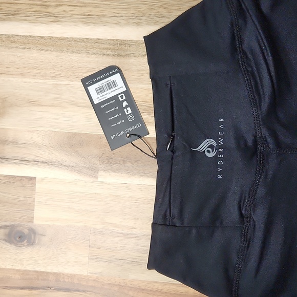 Ryderwear Movement High Waisted 7/8 Pocket Leggings - Small - Picture 2 of 3
